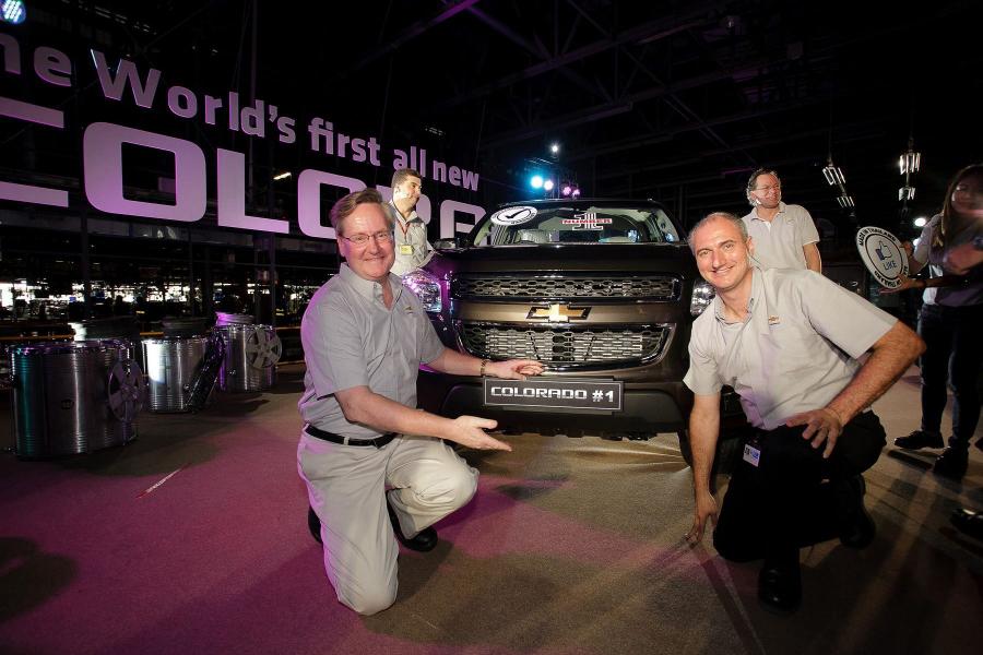  Chevrolet Colorado LTZ 2012 года  (фото 2 из 17)